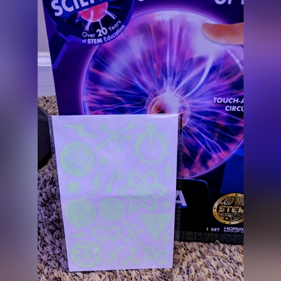 The Young Scientists Club Plasma Globe - Picture 4 of 5